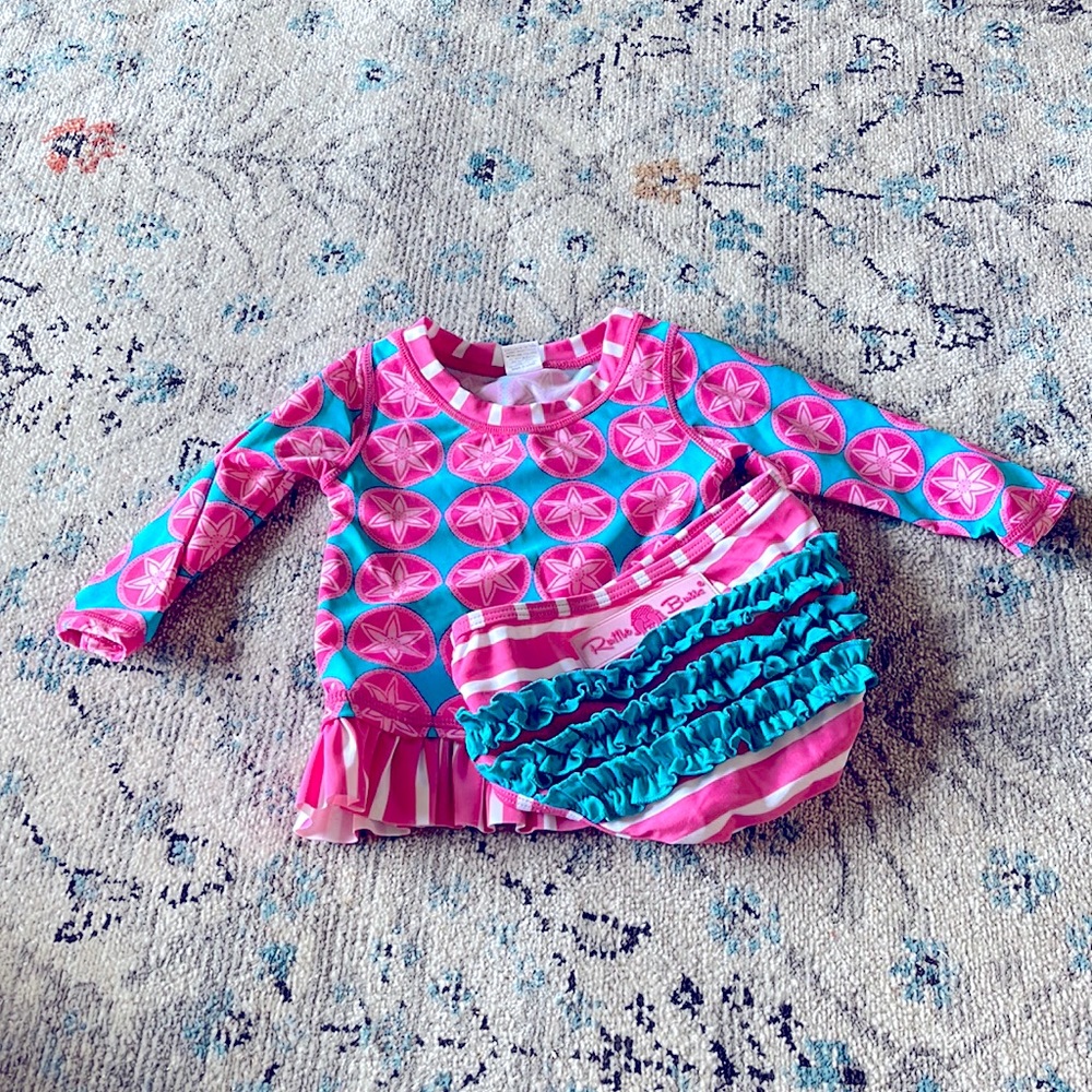 Ruffle Butts Pink & Teal 2-piece Bathingsuit with Rash Guard; size 6-12m; EUC